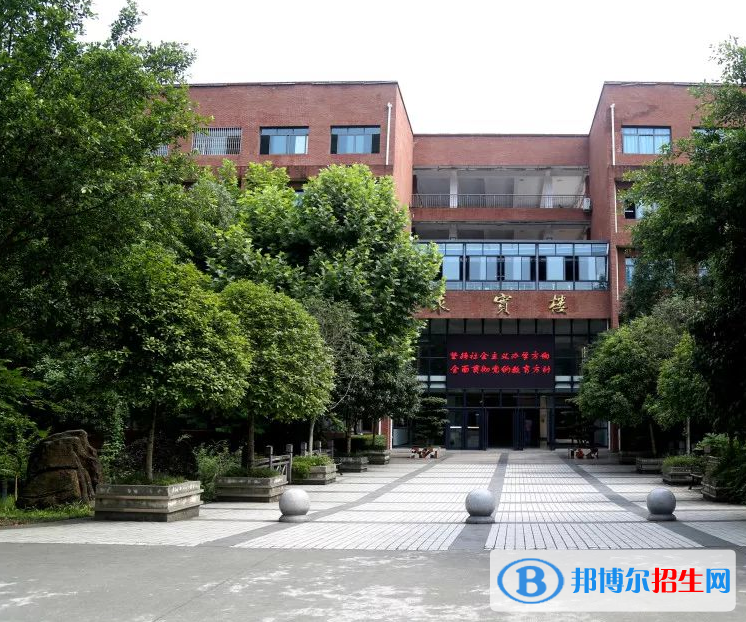 開遠(yuǎn)市笫一職業(yè)高級中學(xué)2022年報名條件、招生要求、招生對象