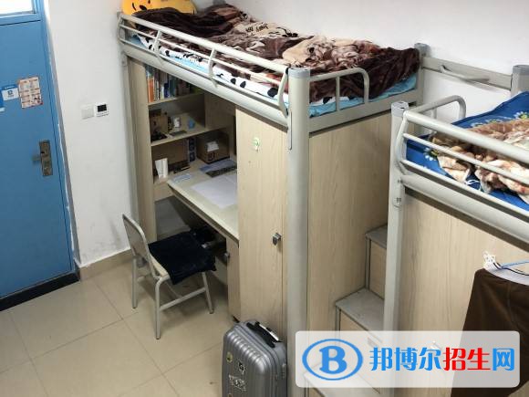 src=http://qirb.com.cn/skin/zhaosheng/image/nopic.gif