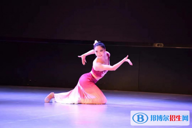 淮安文化藝術(shù)學(xué)校2022年有哪些專業(yè)