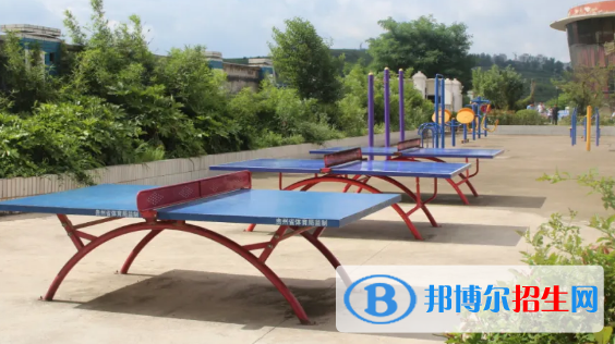 清鎮(zhèn)中等職業(yè)技術(shù)學(xué)校2022年報名條件、招生要求、招生對象