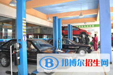 蘭州2022年哪個大專學(xué)校汽修學(xué)校好