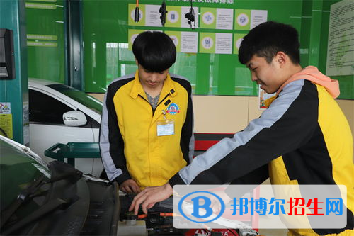 蘭州2022年哪個汽修學校就業(yè)好