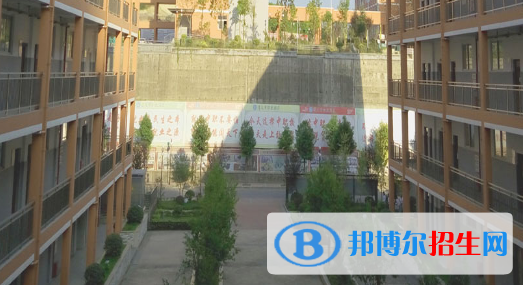 遵義紅花崗區(qū)經(jīng)濟(jì)職業(yè)技術(shù)學(xué)校2022年報(bào)名條件、招生要求、招生對(duì)象