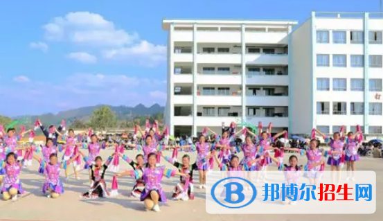 平塘中等職業(yè)學校2022年學費、收費多少