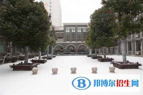 江蘇模特藝術學校2022年報名條件、招生要求、招生對象