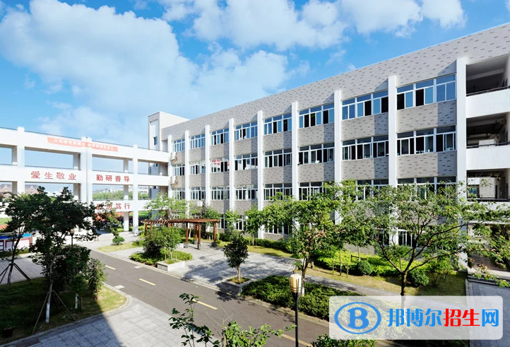 平湖技師學(xué)院2022年報(bào)名條件、招生要求、招生對(duì)象