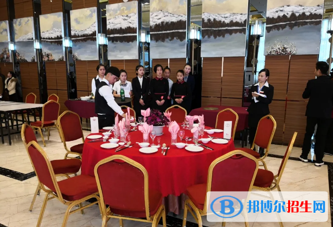 漳縣職業(yè)中等專業(yè)學校2022年學費，收費多少