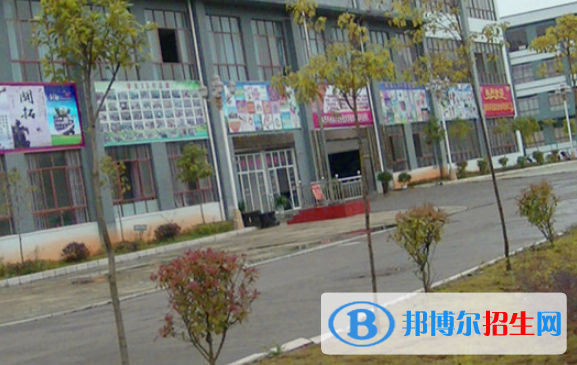 黔西南州英才職業(yè)技術(shù)學(xué)校2022年報(bào)名條件、招生要求、招生對(duì)象