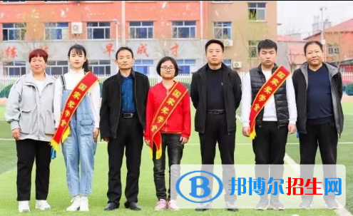 高陽職業(yè)技術(shù)教育中心2022年報名條件、招生要求、招生對象