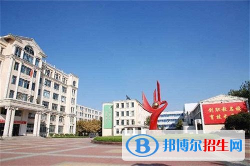 貴陽(yáng)工業(yè)職業(yè)學(xué)校2022年招生辦聯(lián)系電話
