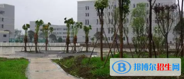 成都百年農工子弟職業(yè)學校2022年招生簡章