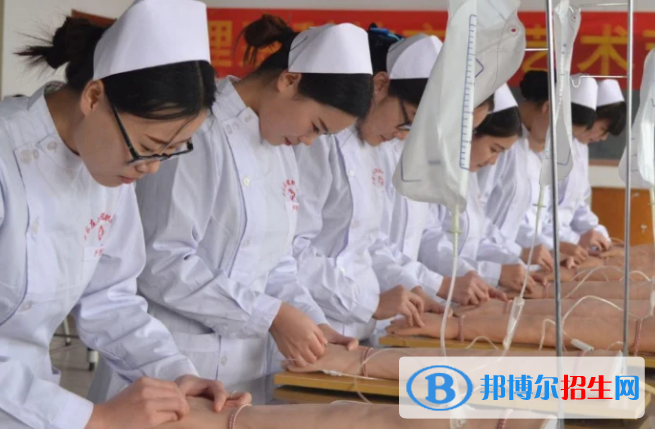 甘肅2022年衛(wèi)校和幼師哪個好