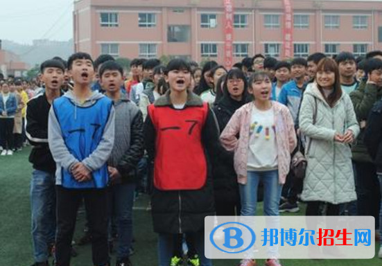 金堂縣土橋中學(xué)校2022年報(bào)名條件、招生要求、招生對(duì)象