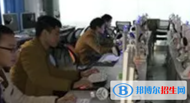 遂寧鴻圖電子電路技術職業(yè)學校2022年招生辦聯(lián)系電話