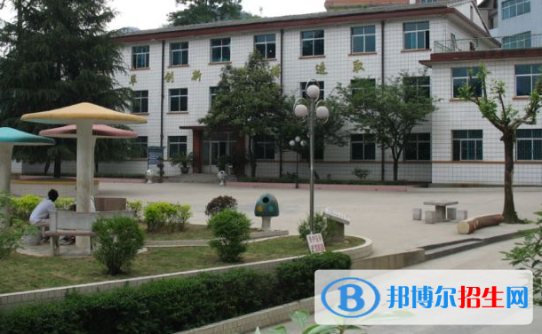 貴州金蓉?zé)o線電技工學(xué)校怎么樣、好不好