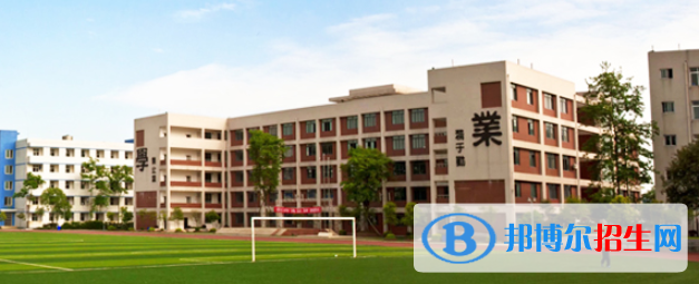 成都2022年汽修學校一般讀幾年