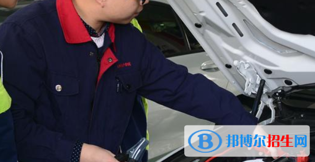 成都2022年讀汽修學(xué)校的大專(zhuān)