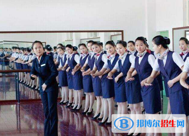 河北2022年航空服務(wù)學(xué)校報(bào)名條件