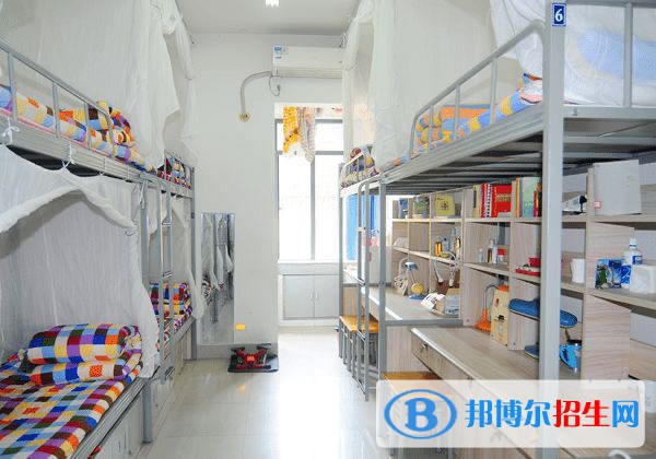 成都七中萬達(dá)學(xué)校通錦校區(qū)2022年宿舍條件