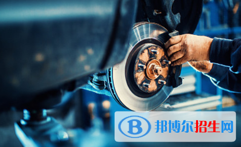 杭州2022年男生上汽修學校學什么好