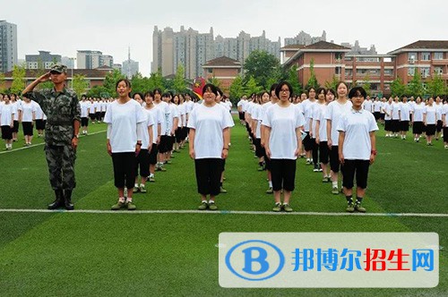 四川省崇州市崇慶中學(xué)2022年報(bào)名條件、招生要求、招生對(duì)象