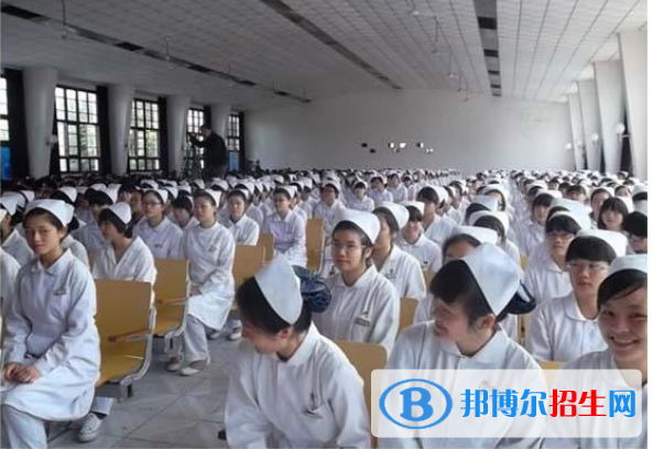 榆林2022年初中生報什么衛(wèi)校好