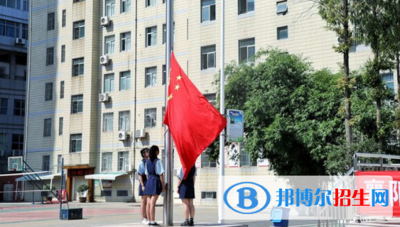 襄陽旅游服務(wù)學(xué)校