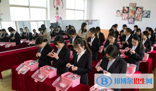 運(yùn)城關(guān)圣旅游學(xué)校2022年招生辦聯(lián)系電話