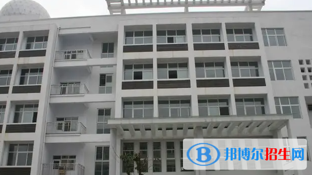 平頂山市機械電子科技學(xué)校2022年招生辦聯(lián)系電話
