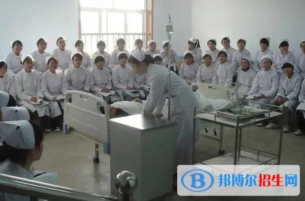 呂梁衛(wèi)生學(xué)校2022年有哪些專業(yè)