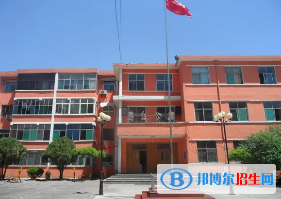 長(zhǎng)治文化藝術(shù)學(xué)校2022年招生辦聯(lián)系電話