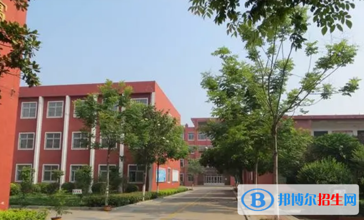 新疆巴音郭楞蒙古自治州衛(wèi)生學(xué)校2022年報(bào)名條件、招生要求、招生對(duì)象