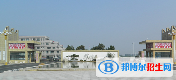 山東濰坊工業(yè)學(xué)校2022年招生簡(jiǎn)章