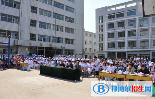 陽泉衛(wèi)生學(xué)校2022年招生辦聯(lián)系電話