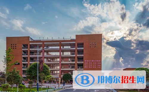 新化縣楚怡工業(yè)學(xué)校2022年報名條件、招生要求、招生對象