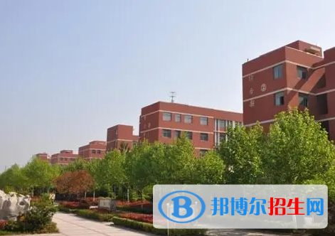 新蔡職業(yè)中等專業(yè)學校2022年報名條件、招生要求、招生對象