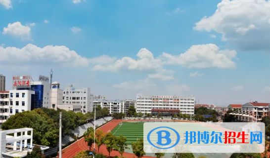 新蔡職業(yè)中等專業(yè)學校2022年招生辦聯(lián)系電話