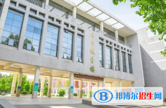 鄭州科技中等專業(yè)學(xué)校2022年報(bào)名條件、招生要求、招生對象