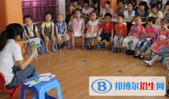 南京2022年女生學(xué)幼師學(xué)校