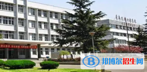 青島第二衛(wèi)生學校2022年報名條件、招生要求、招生對象