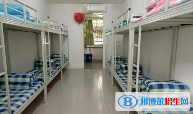 山西四方中等技術(shù)學校2022年宿舍條件
