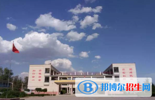 輝縣市第一職業(yè)中等專業(yè)學校2022年報名條件、招生要求、招生對象