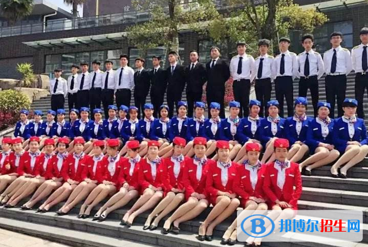 安徽2022年女生學(xué)航空服務(wù)學(xué)校有前途嗎