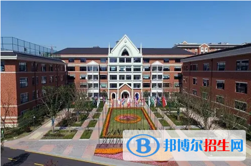華東康橋國際學(xué)校2022年報(bào)名時(shí)間