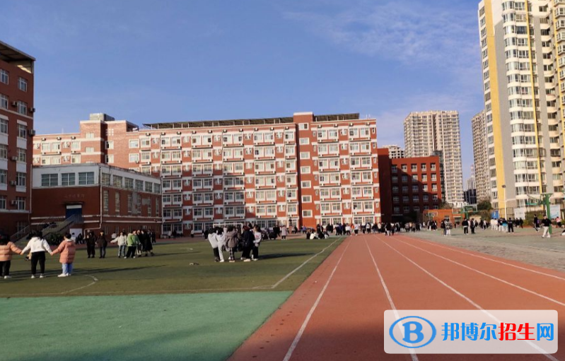 鄭州市財經(jīng)學校2022年招生錄取分數(shù)線