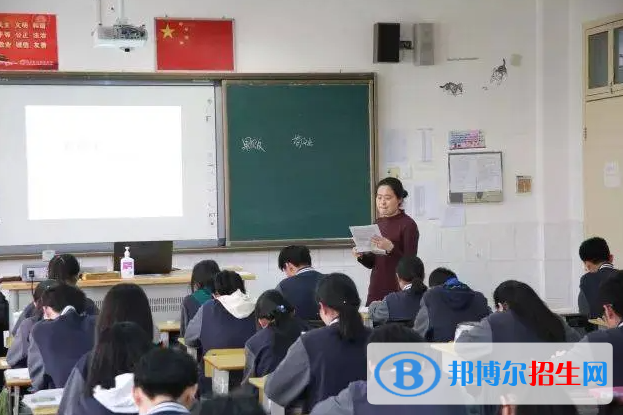 張家港外國(guó)語(yǔ)學(xué)校怎么樣