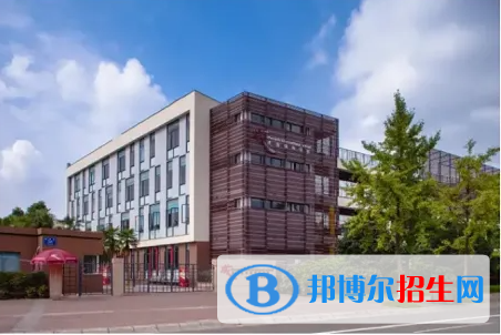 成都愛(ài)思瑟國(guó)際學(xué)校2022年入學(xué)考試