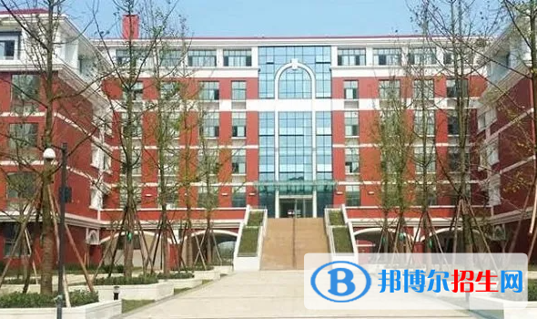 成都七中嘉祥外國語學校國際高中2022年學費標準