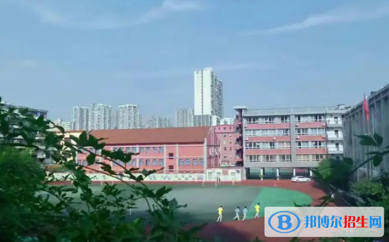 成都七中萬(wàn)達(dá)學(xué)校國(guó)際部怎么樣