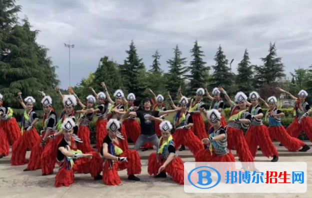 晉城北華學(xué)校（職高部）2022年招生辦聯(lián)系電話